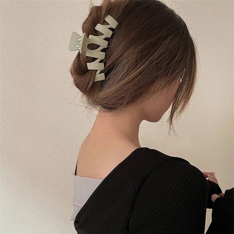 Matte Wave Claw Large Hair Clip - Hair Accessory - Kitten Claws Clips