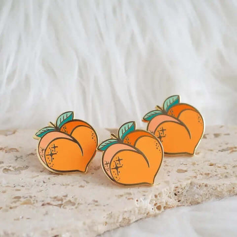 Peach Pin - Pin - LanaBetty